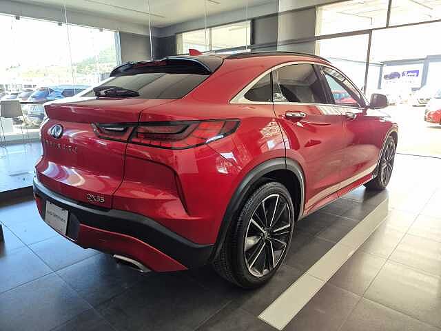 Infiniti QX55