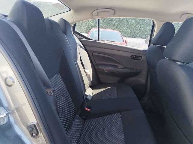 Nissan Versa