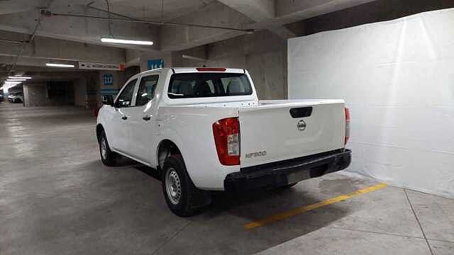 Nissan NP300