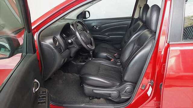 Nissan Versa