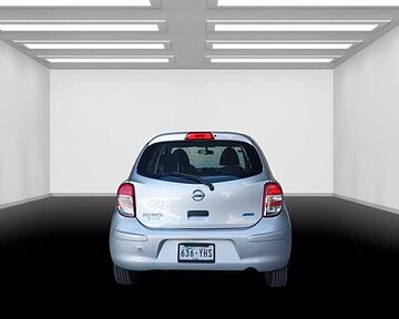 Nissan March  Plata