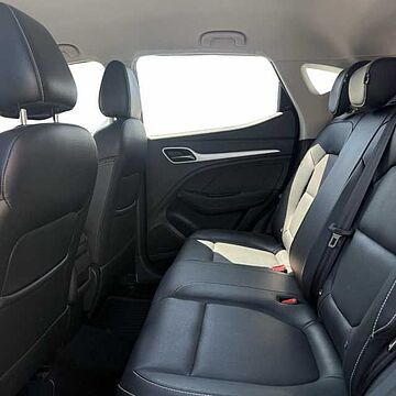 MG ZS  Negro