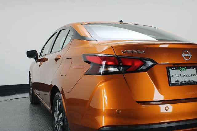 Nissan Versa