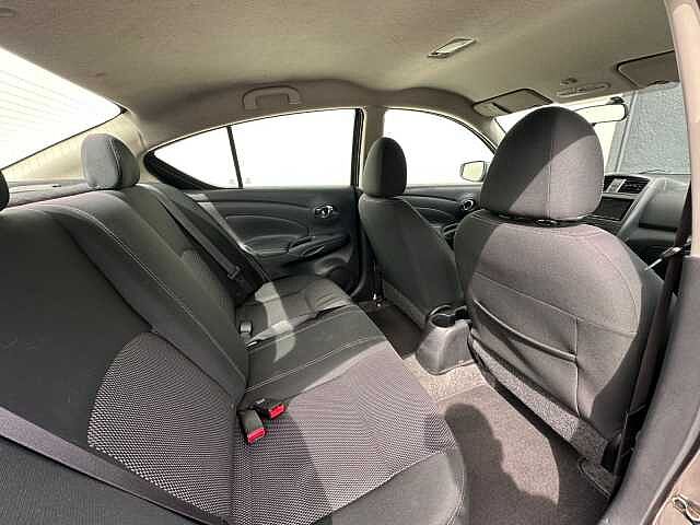Nissan Versa