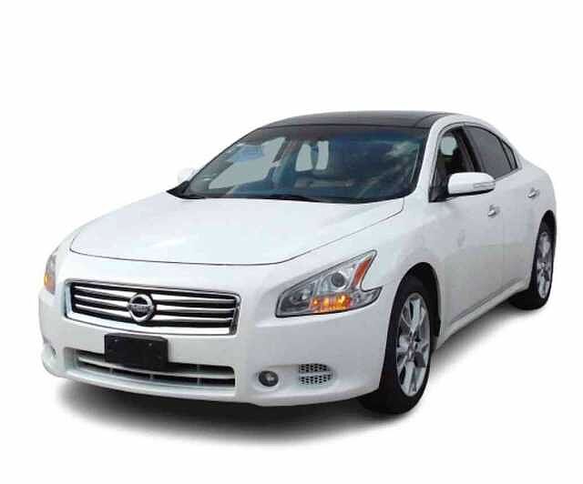 Nissan Maxima