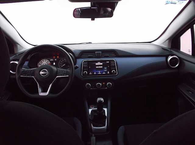 Nissan Versa