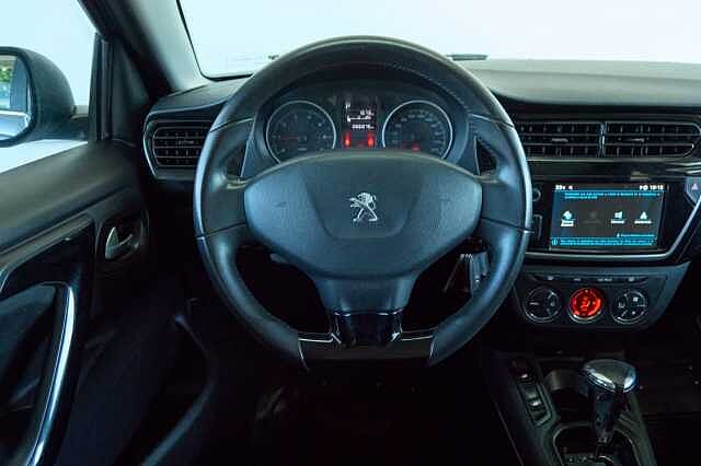 Peugeot 301