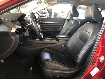 Nissan Altima  Rojo