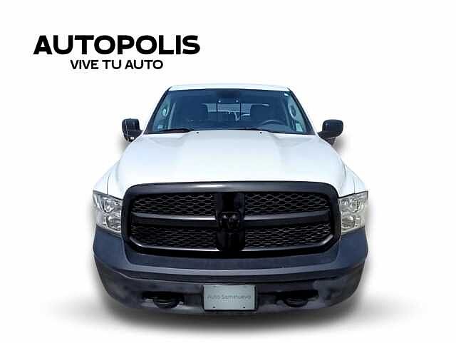 Dodge RAM 1500 V6