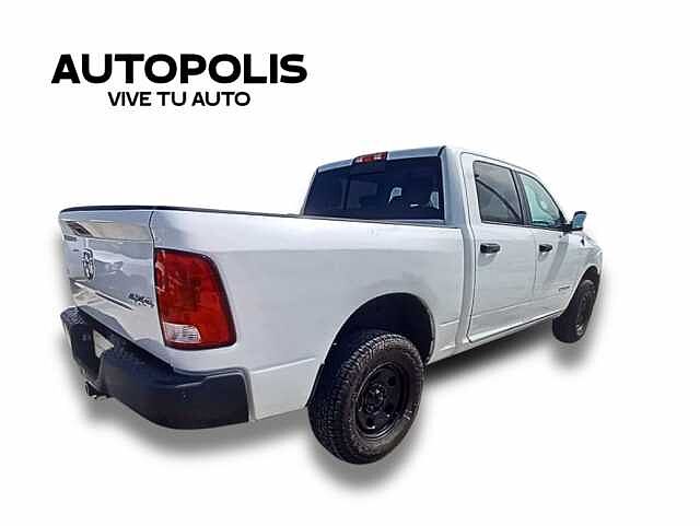 Dodge RAM 1500 V6