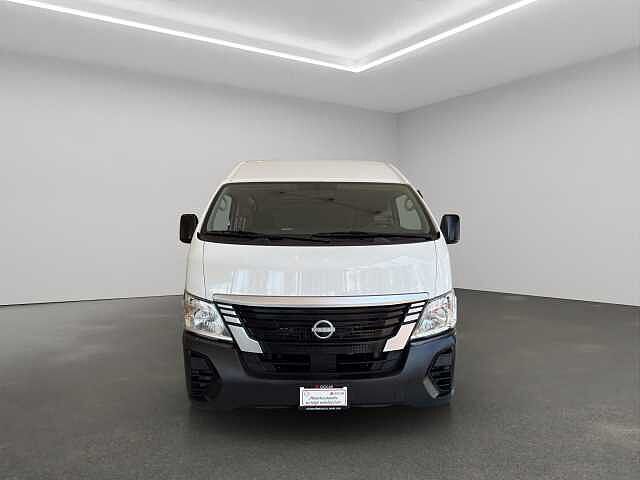 Nissan Urvan