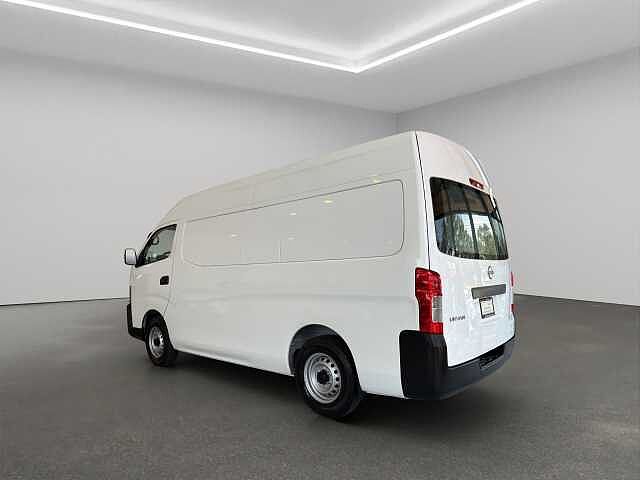 Nissan Urvan