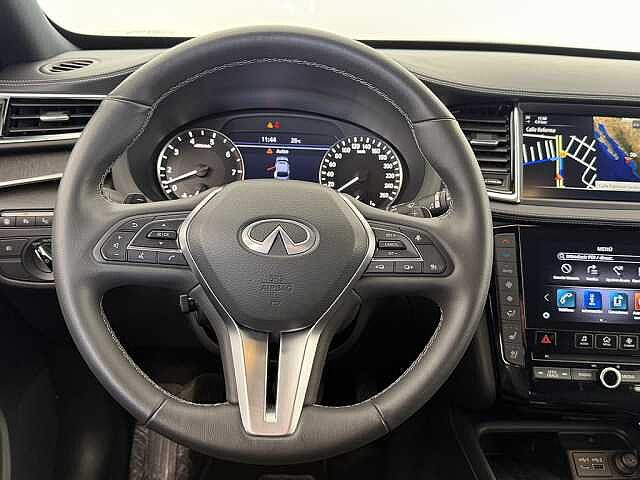 Infiniti QX55