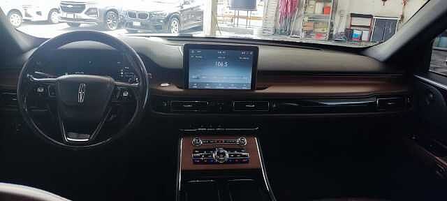 Lincoln Aviator