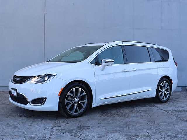 Chrysler Pacifica