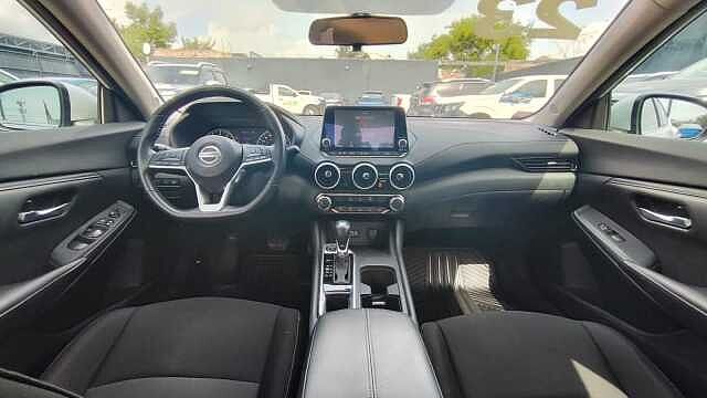 Nissan Sentra