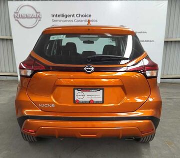 Nissan Kicks  Naranja