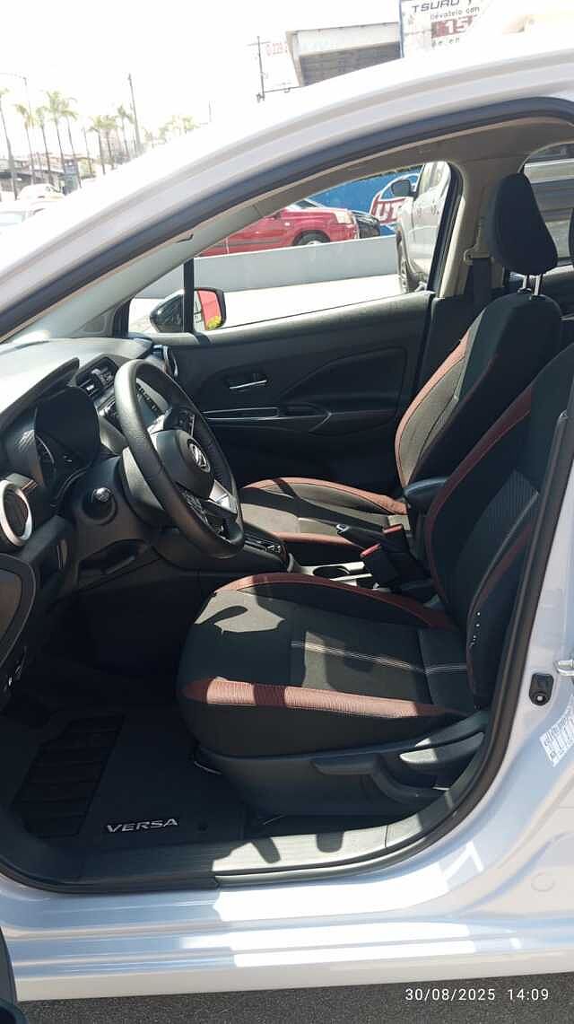 Nissan Versa