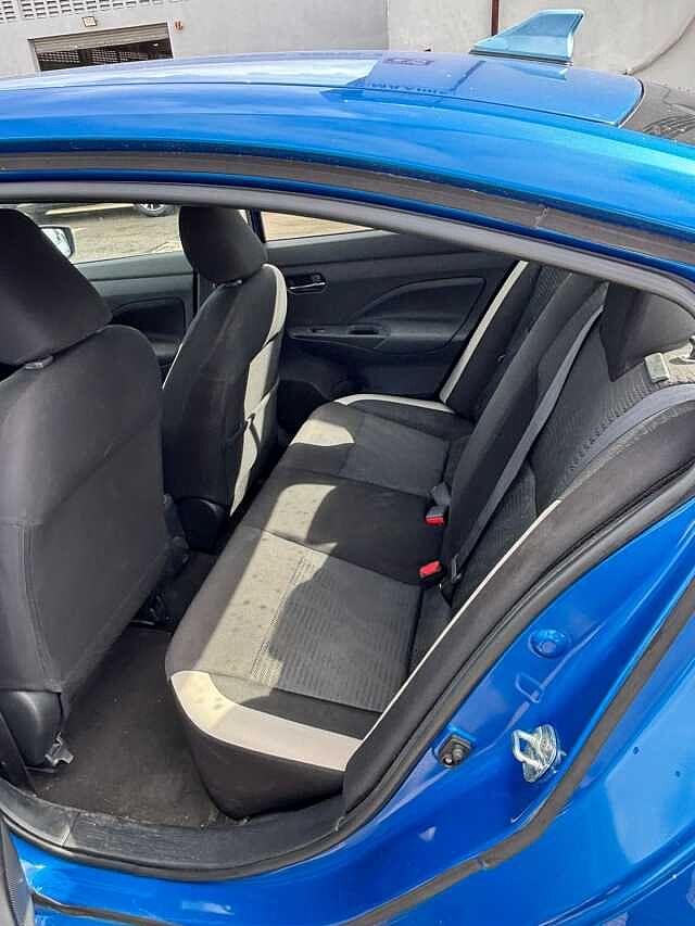 Nissan VERSA