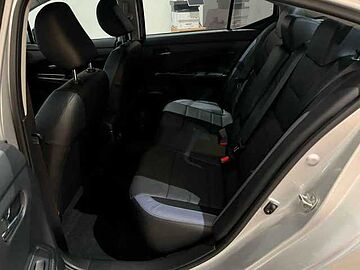 Nissan Versa  Plata