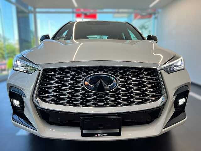 Infiniti QX55