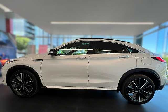 Infiniti QX55