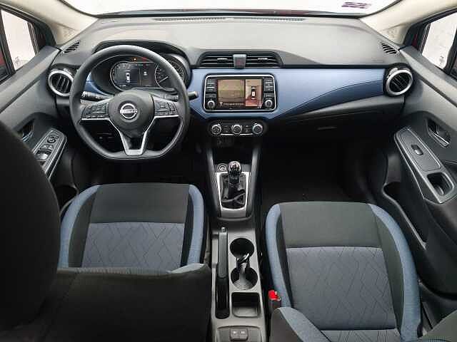 Nissan Versa