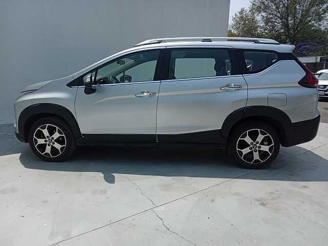Mitsubishi XPANDER
