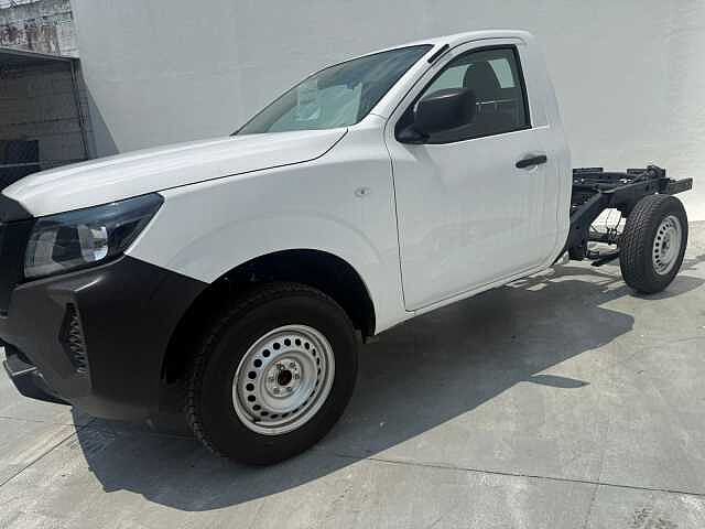 Nissan NP300 Chasis Cabina