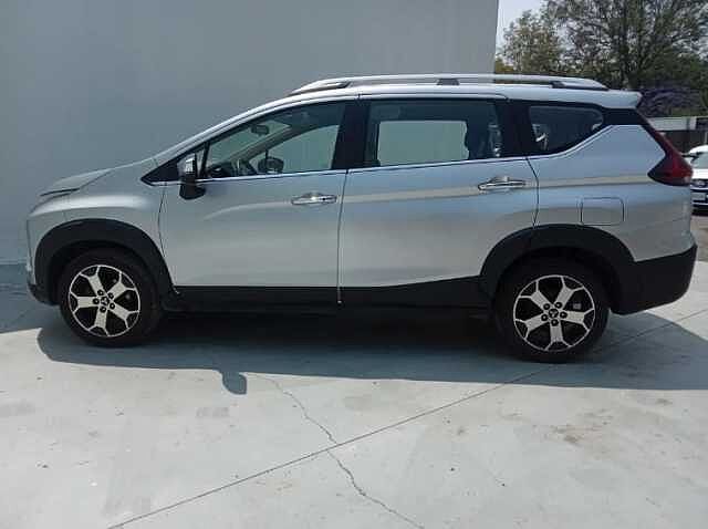 Mitsubishi XPANDER