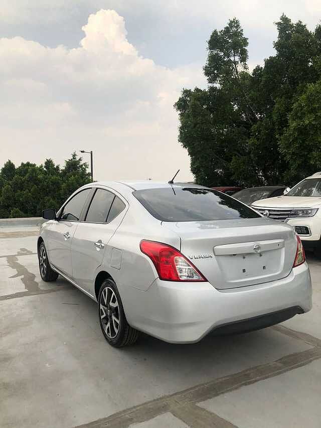Nissan Versa