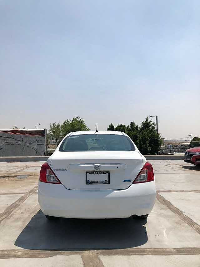 Nissan Versa