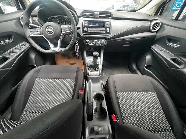 Nissan Versa