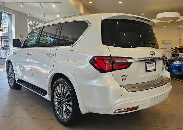 Infiniti QX80