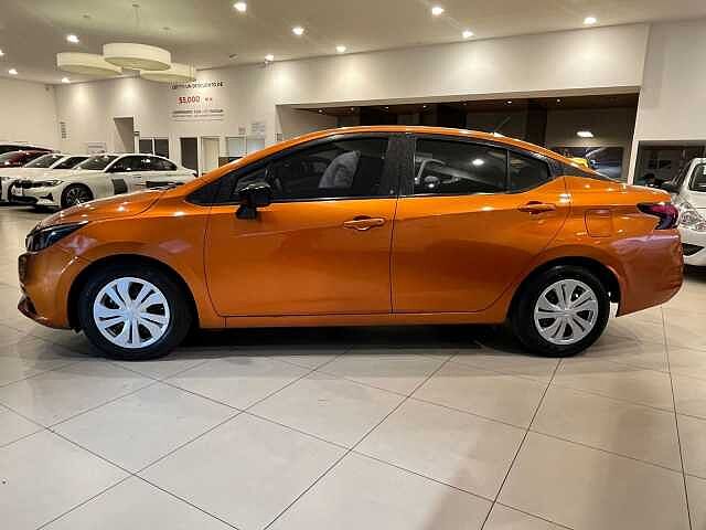 Nissan Versa