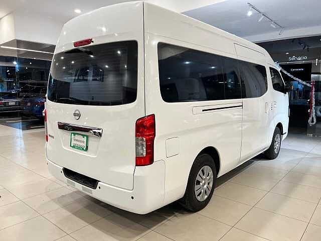 Nissan Urvan