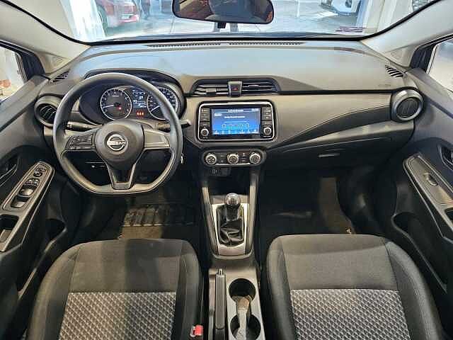 Nissan Versa
