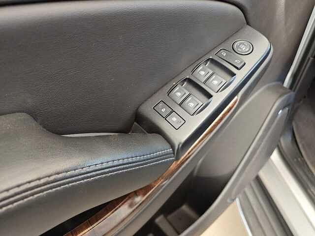 Chevrolet Suburban