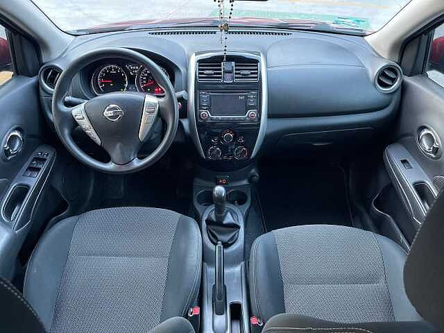 Nissan Versa