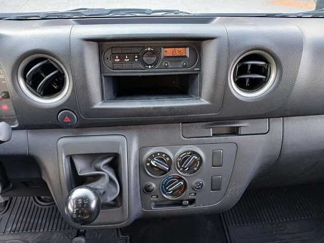 Nissan Urvan
