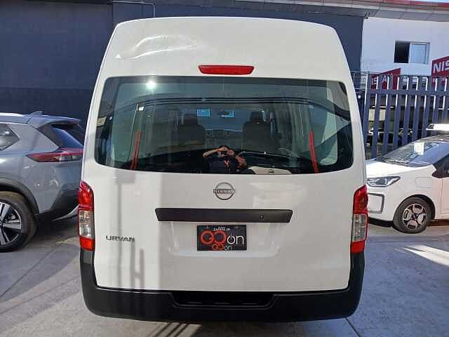 Nissan Urvan