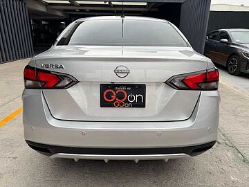 Nissan Versa  Sin Definir