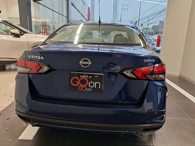 Nissan Versa
