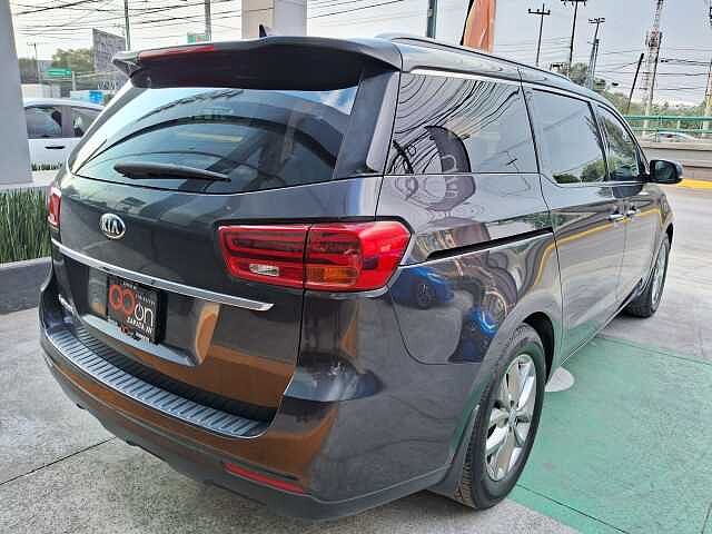 Kia Sedona