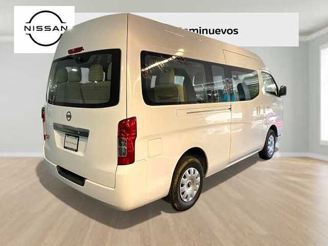 Nissan Urvan