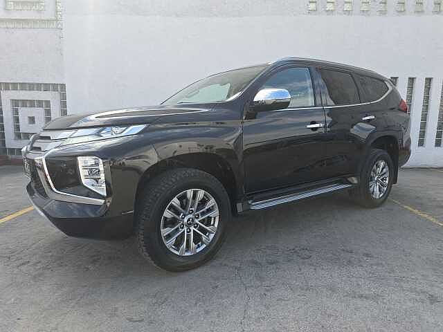 Mitsubishi Montero