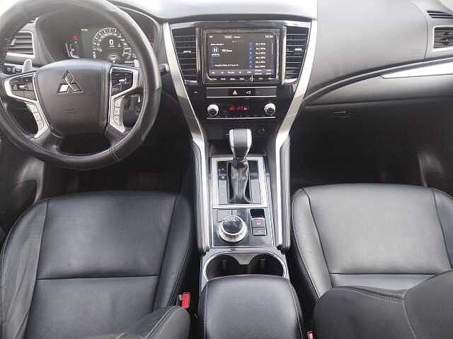 Mitsubishi Montero