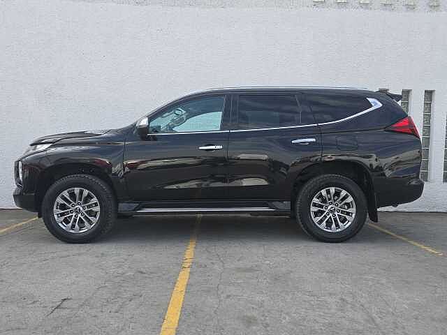 Mitsubishi Montero