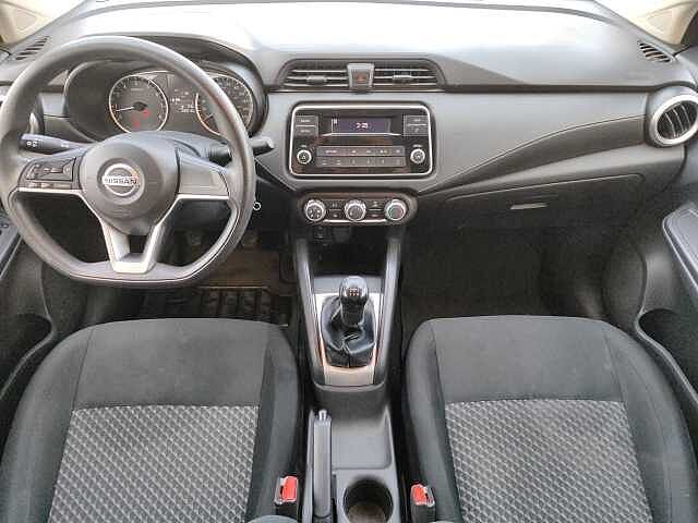 Nissan Versa