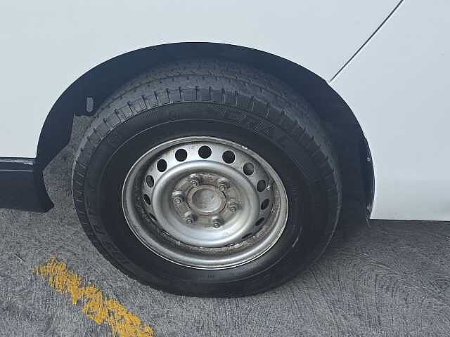 Nissan Urvan